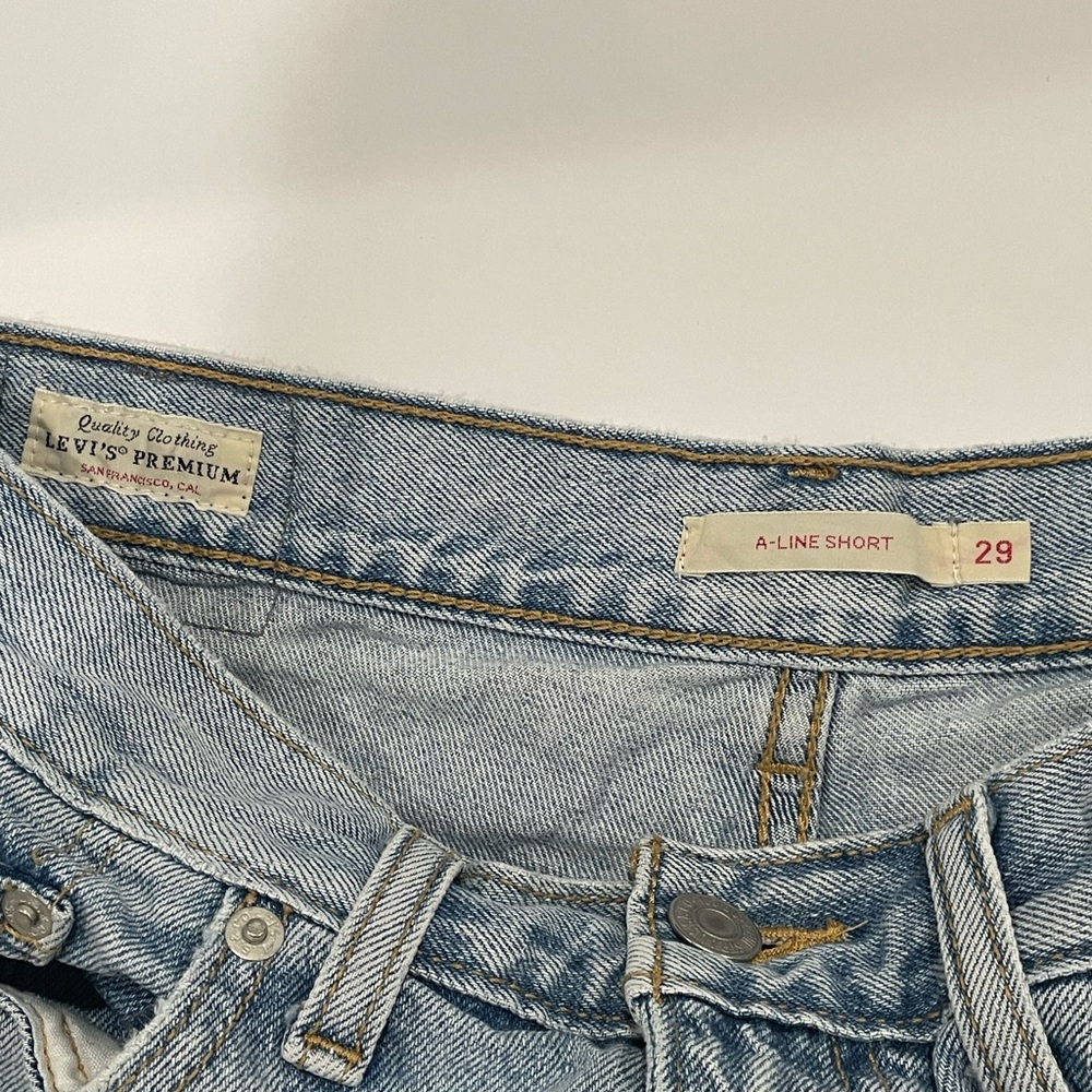 Levi’s A-Line Short Premium Denim Women's Shorts 29 - Picture 4 of 4